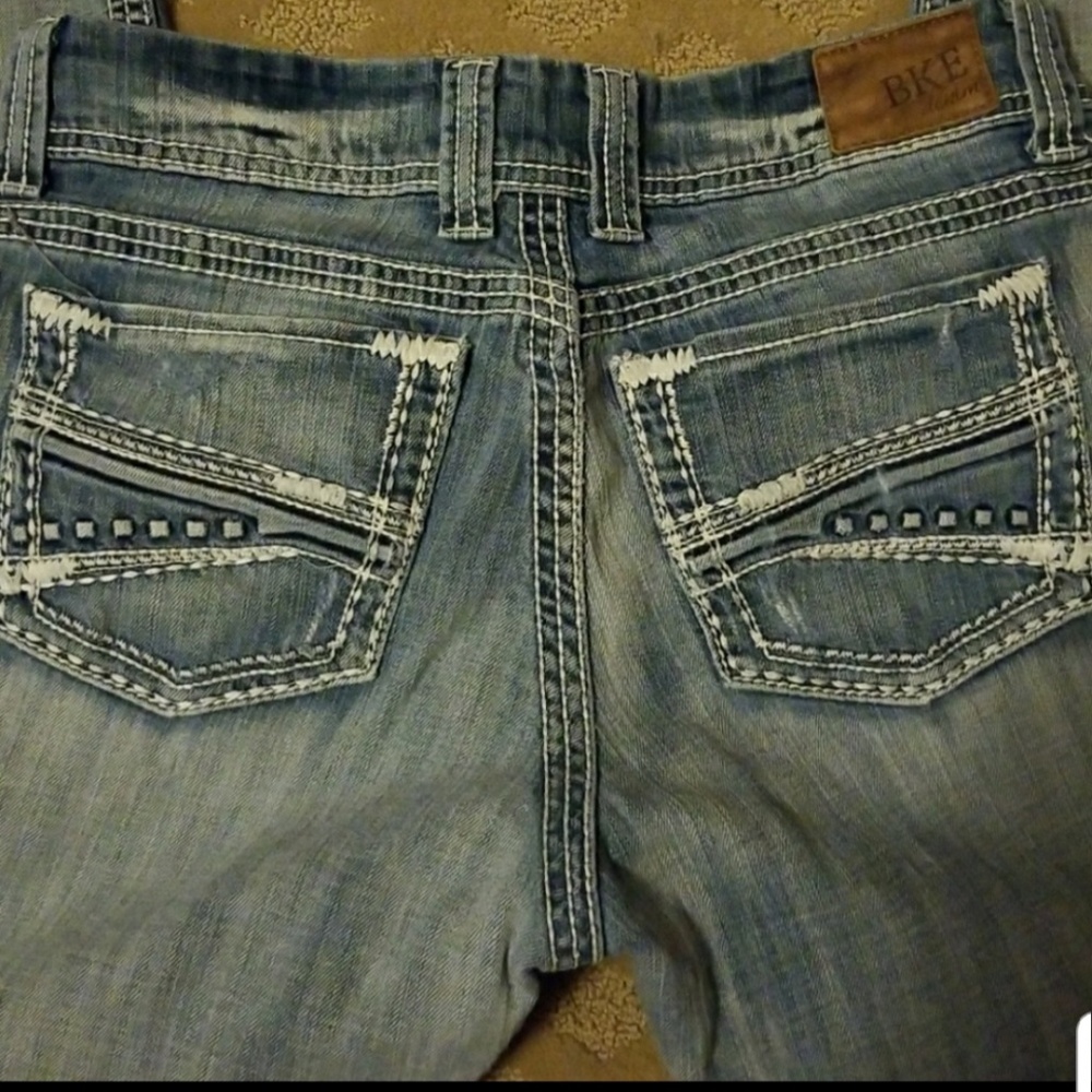 BKE Payton Capris. Buckle